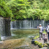 涼を求めて、真夏の軽井沢「白糸の滝」と美味しいひと休み